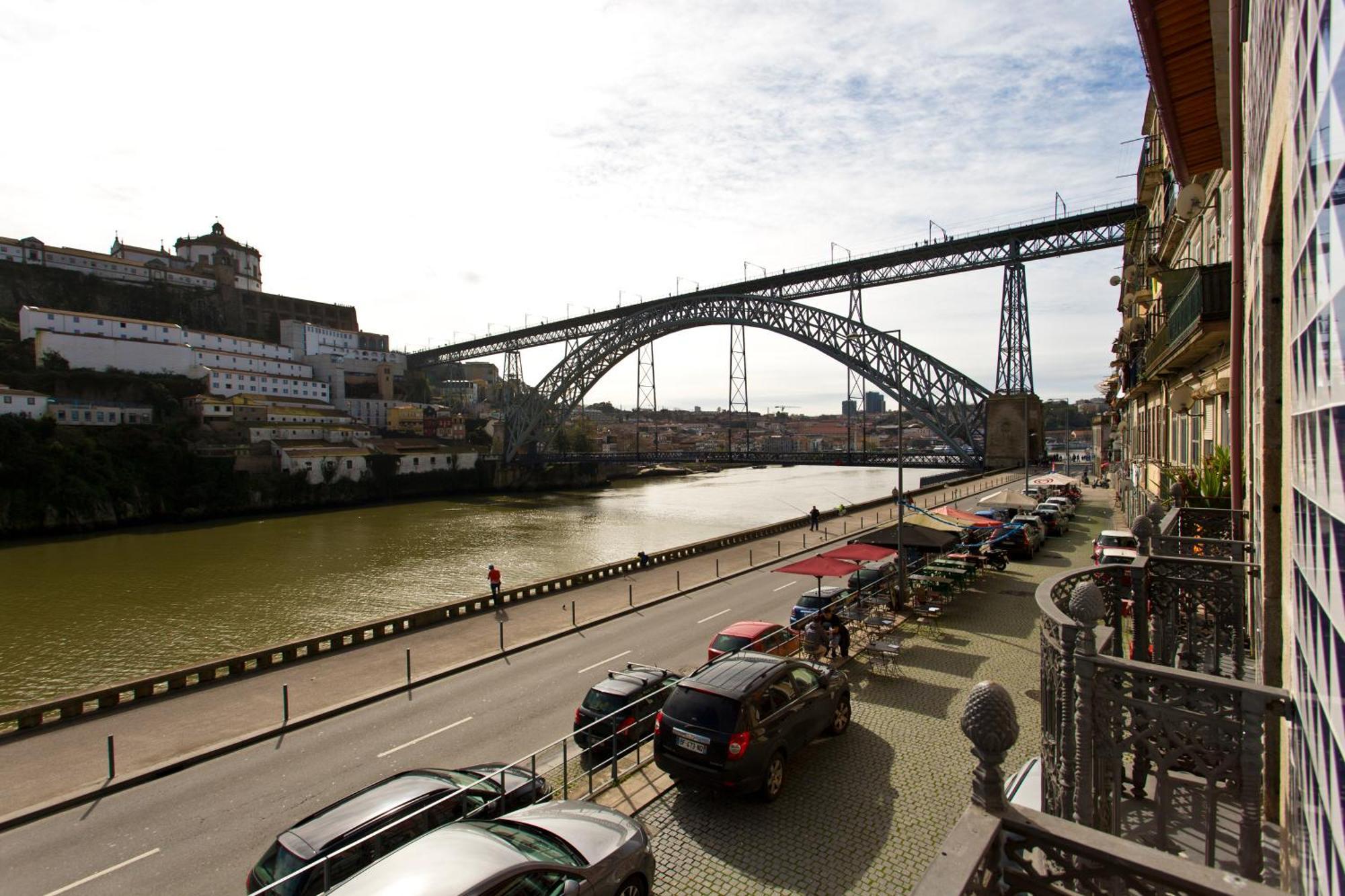 Rva - Gustave Eiffel Apartments Porto Exterior photo